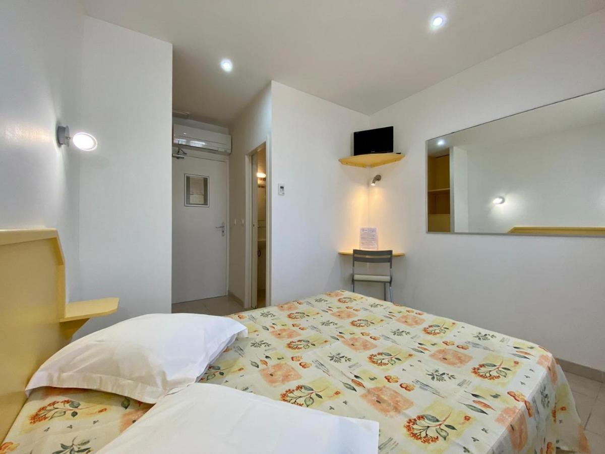 Hotel Myriam Vias Exterior foto