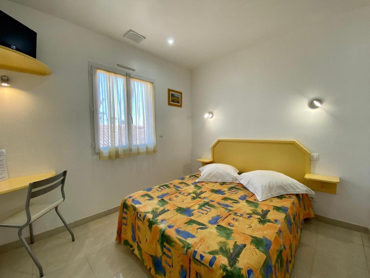 Hotel Myriam Vias Exterior foto