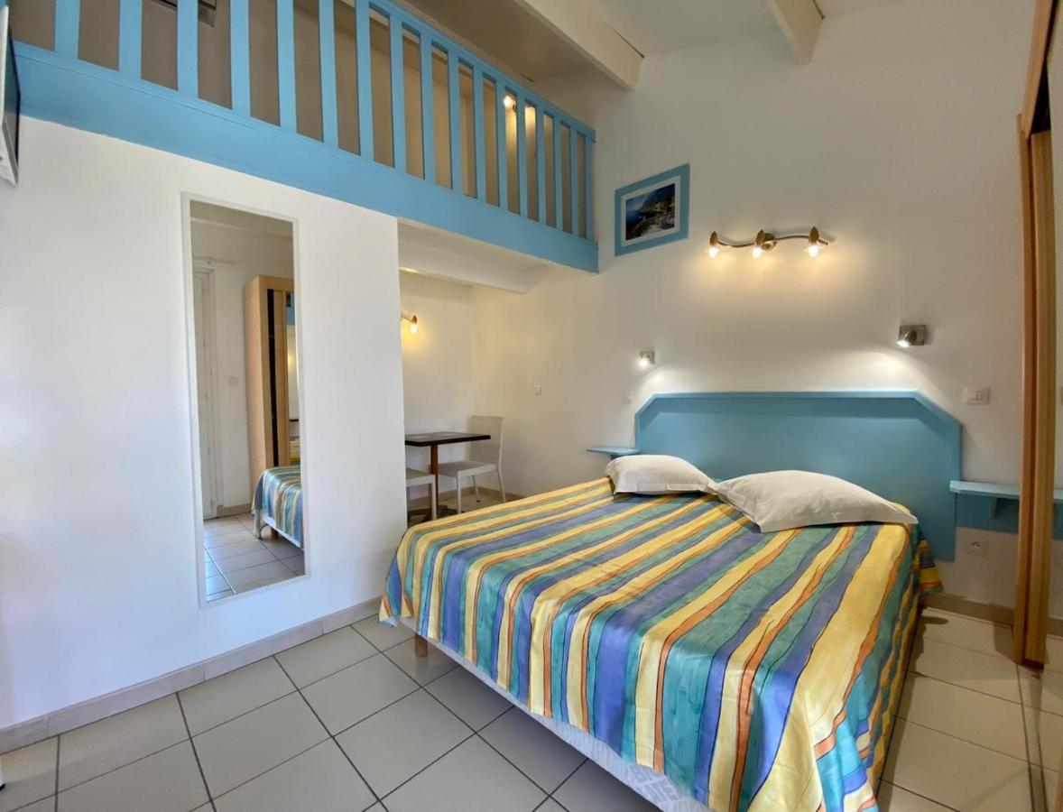 Hotel Myriam Vias Exterior foto