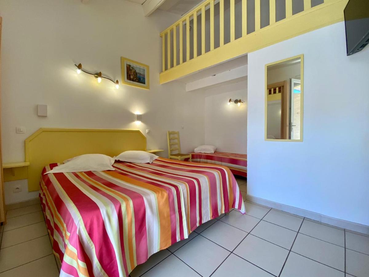Hotel Myriam Vias Exterior foto