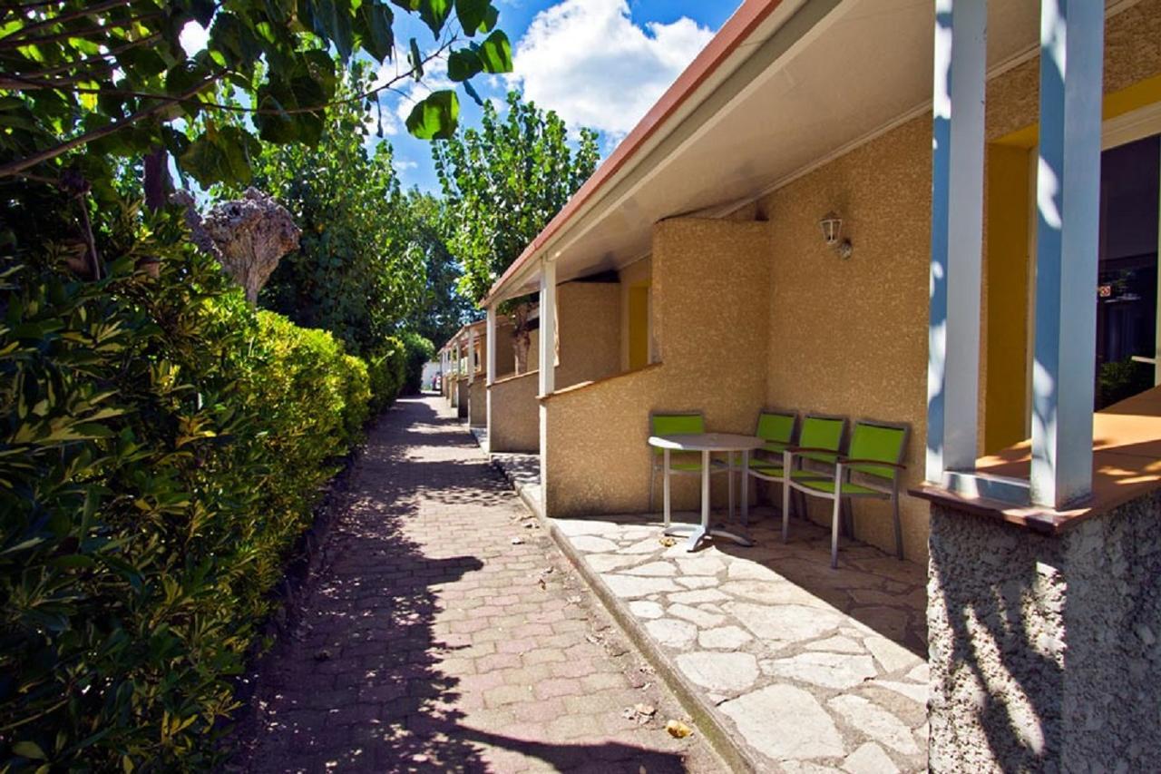 Hotel Myriam Vias Exterior foto